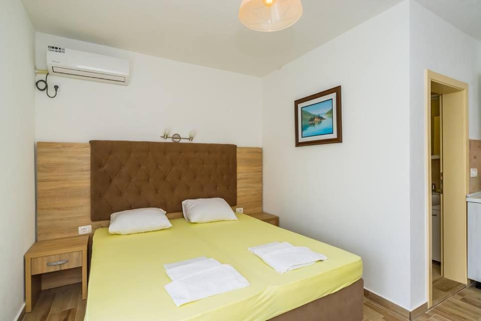 Apartments Sole Mar Sutomore Exterior photo